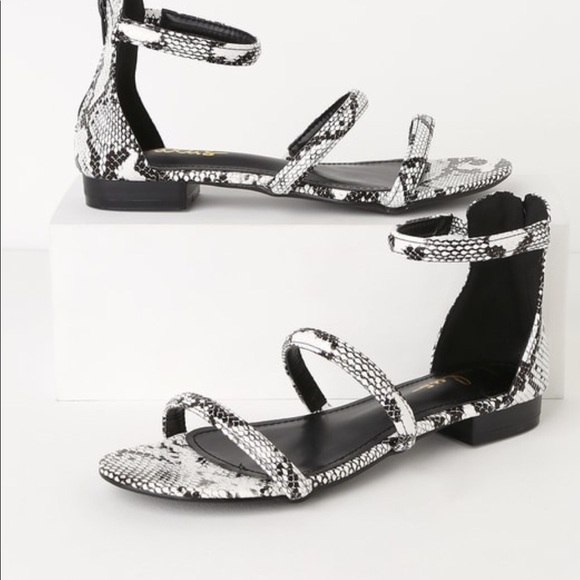 New black and white snake sandals - Picture 2 of 4